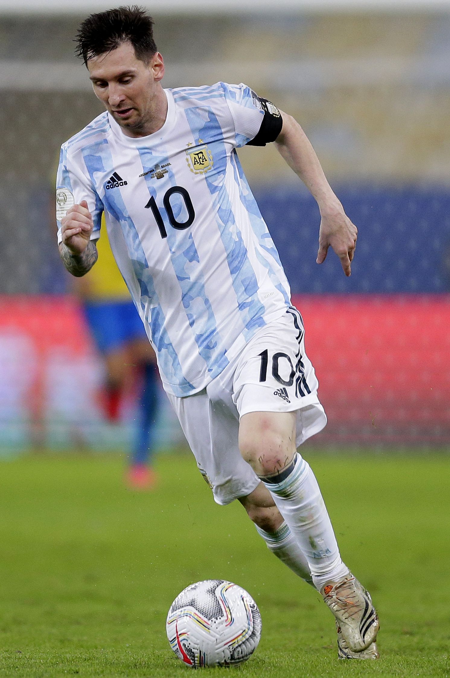 尤其是在对 尤其是在对