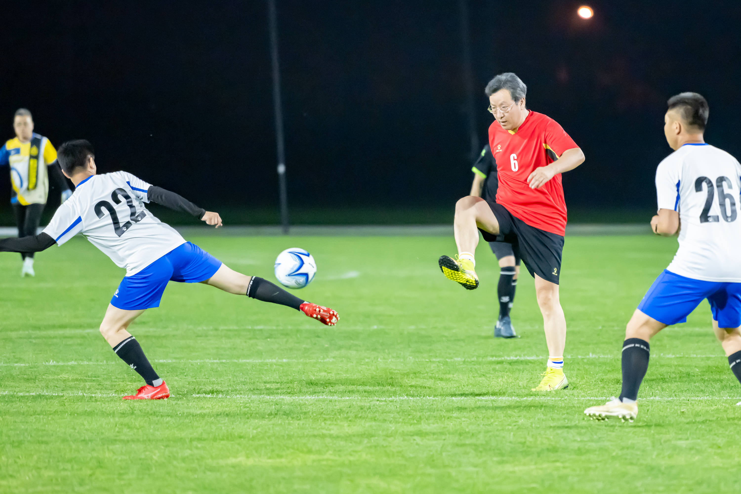 全能型锋线 全能型锋线